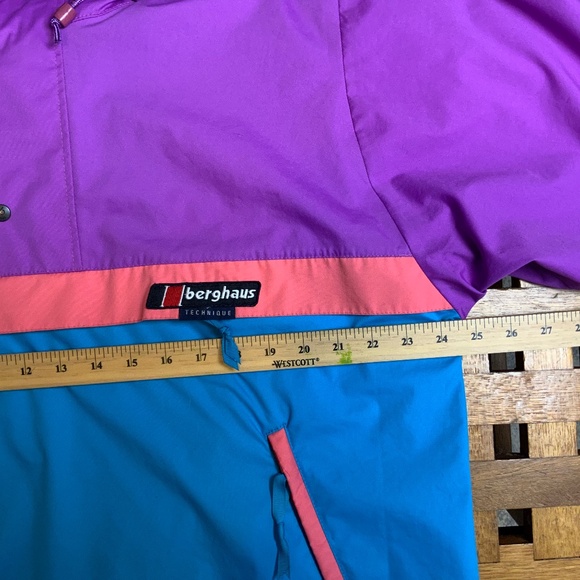 VINTAGE UNISEX SHELL JACKET , MADE IN GREAT BRITAIN SIZE MEDIUM - Picture 7 of 11